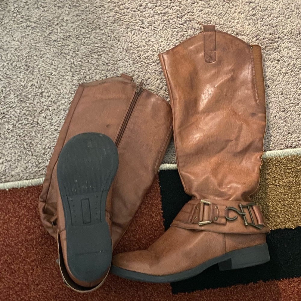 Boots